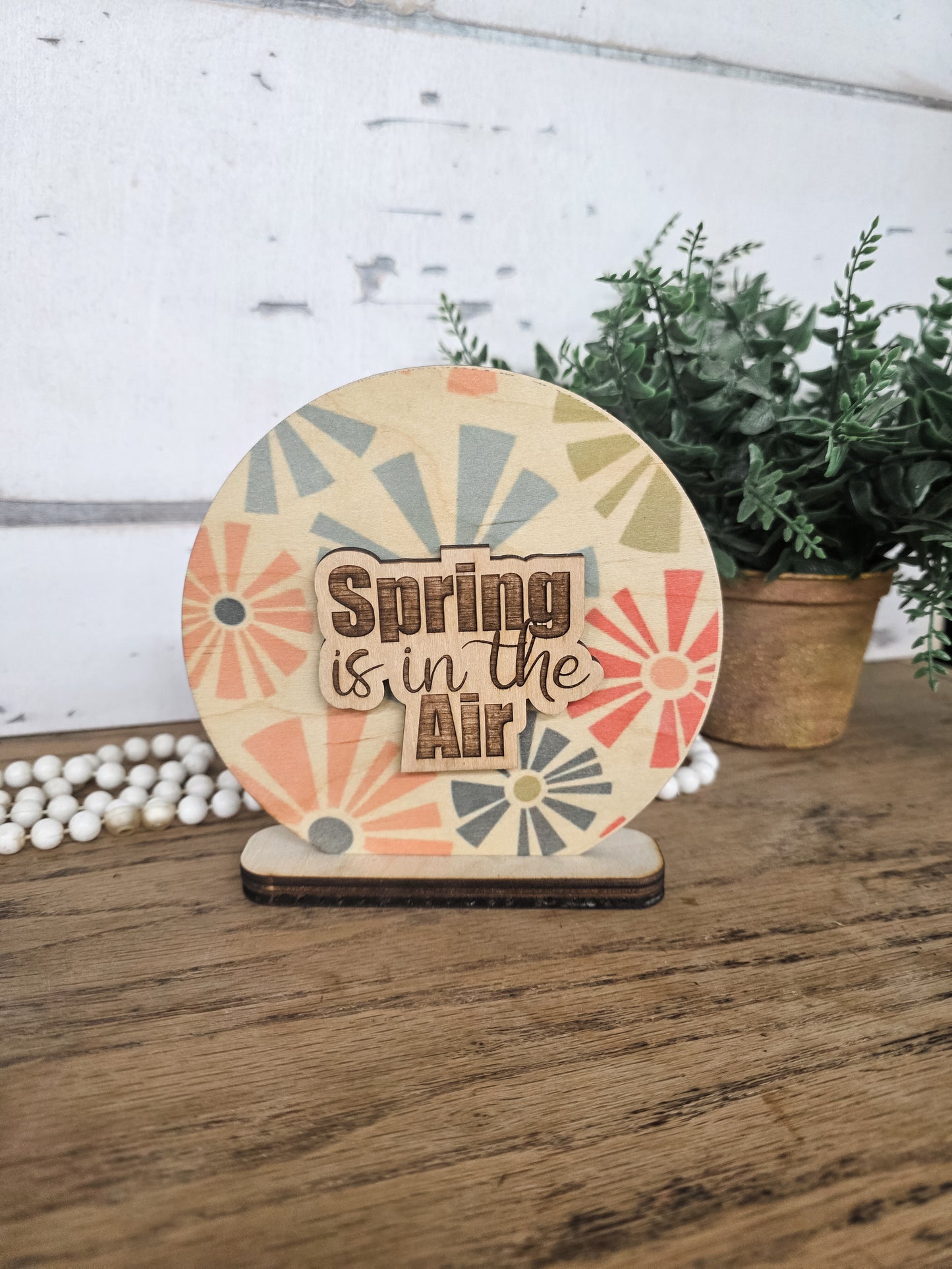 5.5" Round Shelf Sitter