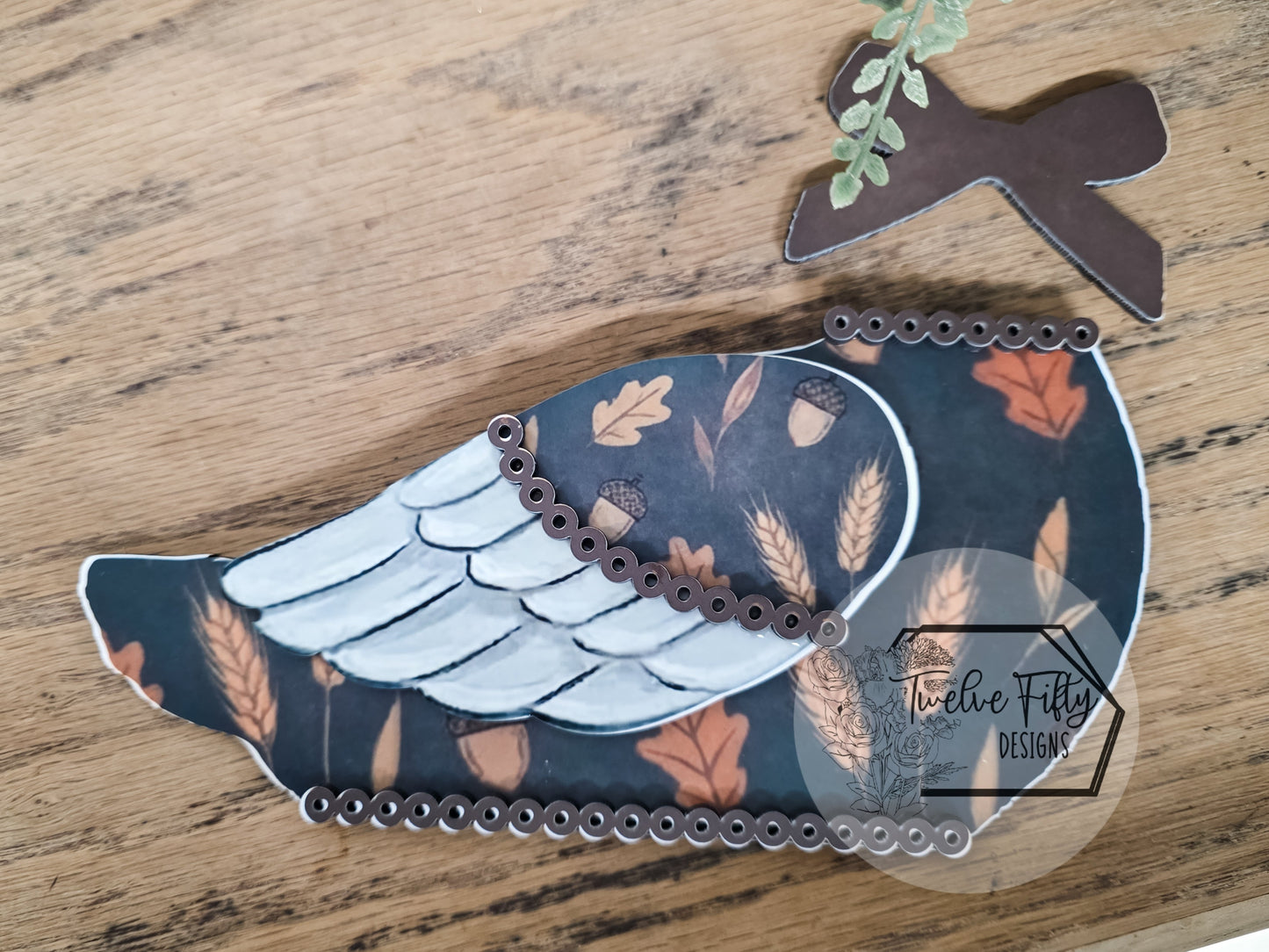 Hey Silly Goose Door Hanger with 2 Outfits (Please Read Description)