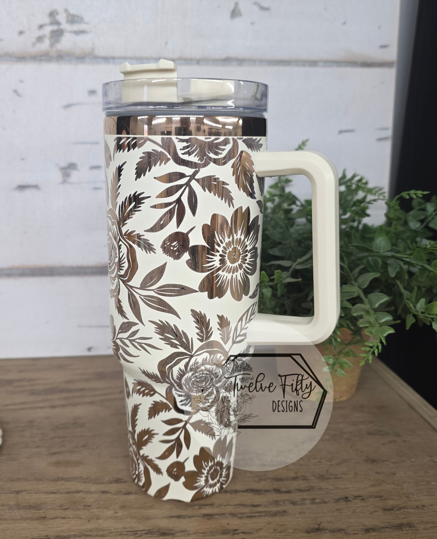 Seamless Engrave Wrap Cream and Copper 40oz Charger